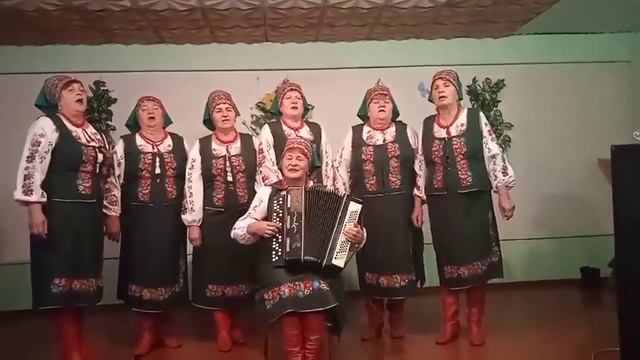 Зійшов місяць, зійшов ясний - Ансамбль «Легенда» (Олевський район, с.Варварівка, сільський клуб) смотреть онлайн