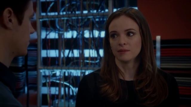 Barry Allen and Caitlin Snow-Into you смотреть онлайн