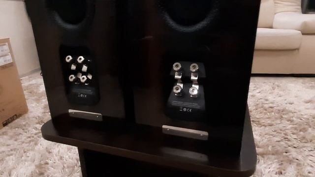 BOWERS & WILKINS 705 signature смотреть онлайн