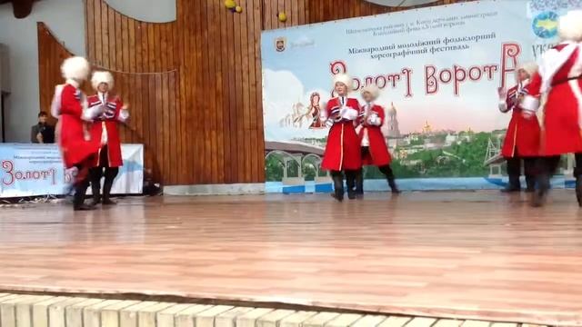 Ансамбль "Дніпряночка" - "Казачья доля" смотреть онлайн