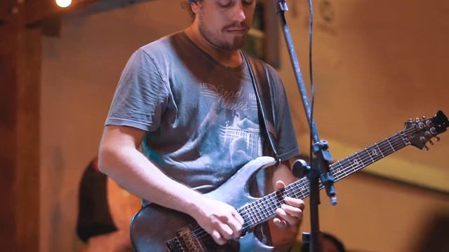 Os Barba - Another Brick in the Wall + Uptown Funk (Pink Floyd / Bruno Mars) смотреть онлайн