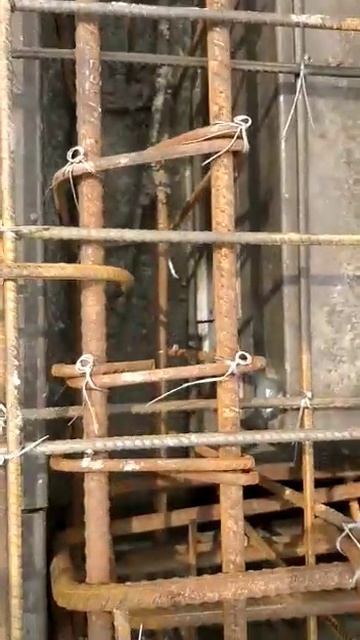 Concrete free fall in beam #RMC #concrete #cementconcrete #viral смотреть онлайн