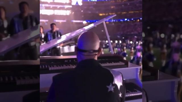 Dolly Parton Sing We Are The Champions Jolene And We Will Rock You Full Dallas Cowboys Halftime Sho смотреть онлайн