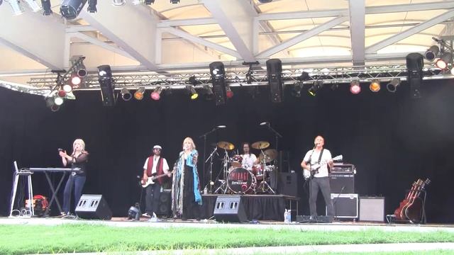 Mirage, the vision of Fleetwood Mac - Woodland Hills - 07/09/17 смотреть онлайн