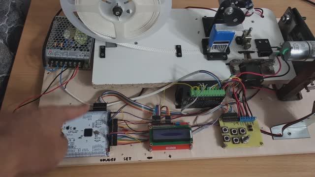 Самодельный станок для нарезки лент с резисторами смотреть онлайн