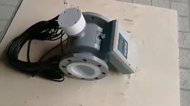 PTFE Remote Type Electromagentic Flow Meter смотреть онлайн