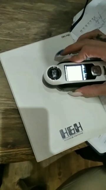 Подбор цвета с помощью спектрофотометра #shorts #спектрофотометр смотреть онлайн