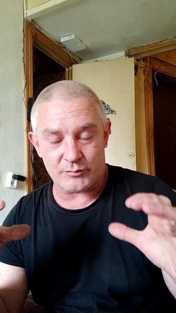 идея про скорость света. в среде, в отличие от вакуума, свет проходит больший путь смотреть онлайн