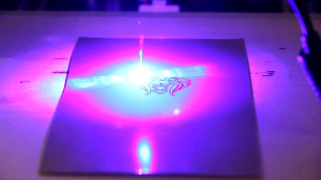 An Endurance 10 watt diode laser engraving abilities. Live demo from Endurance laser lab смотреть онлайн