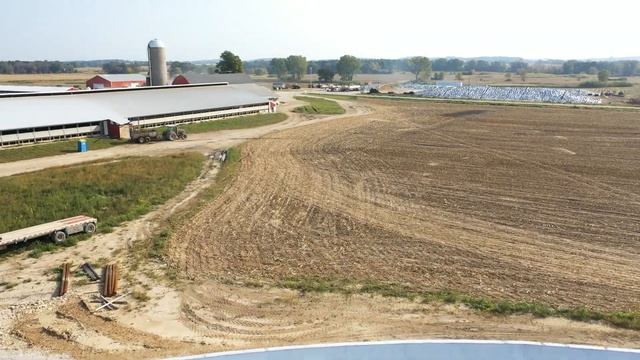 Pipping Concrete round manure tank project for Michels Farms, Lomira WI смотреть онлайн