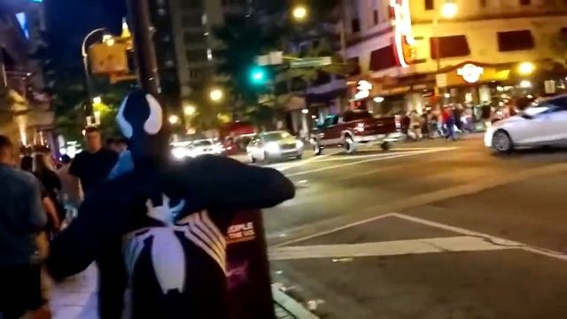 Dragon Con 2018 Music Video! | SICKO MODE | Evil Laser смотреть онлайн