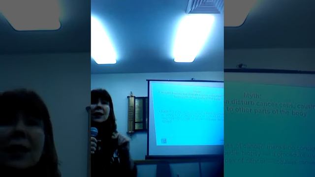 Gina Villani speaking at congregation Etz Chaim about preventing cancer смотреть онлайн