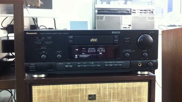 Panasonic RS-DC10. Цифровая кассетная дека. От 10 Гц до 20 кГц. Япония.