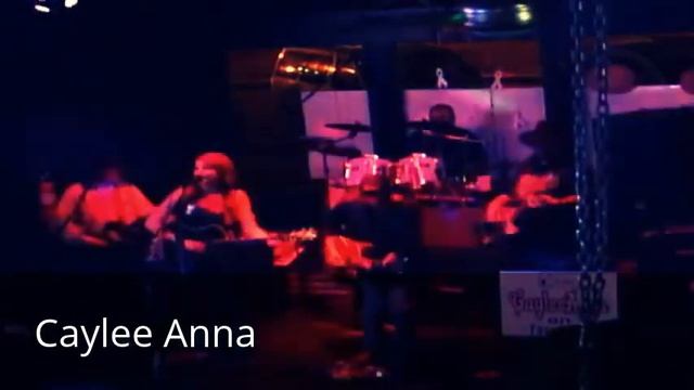Caylee Anna singing Baggage Claim By Miranda Lambert at Bootleggers смотреть онлайн