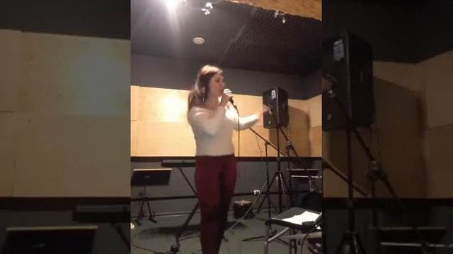 Альяна - Give In To Me (cover) M. Jackson смотреть онлайн