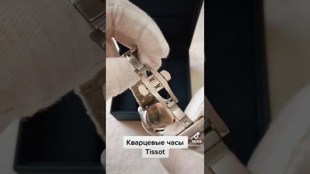 Мужские кварцевые часы Tissot смотреть онлайн