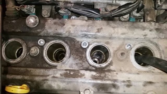 проверяю течь клапанов воздухом,двоит двигатель тойота витс смотреть онлайн