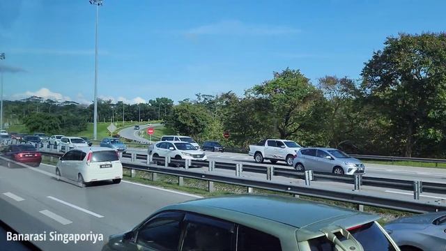 Malaysia to Singapore via Bus 😃 🚍 #4k #malaysia #roadtrip смотреть онлайн