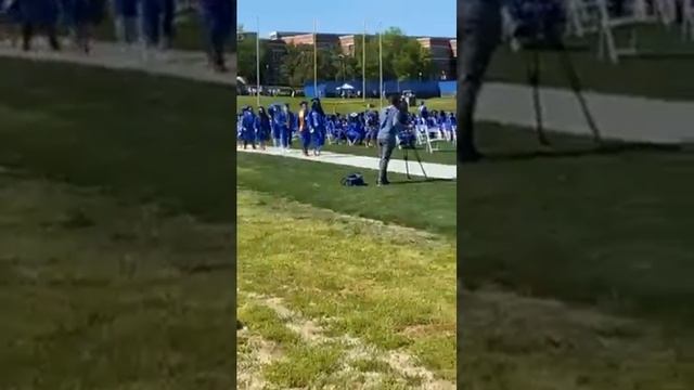 My Daughter Graduated From College! смотреть онлайн