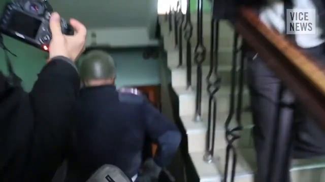 2014-04-18 - Vice News - Взгляд Запада на события на Украине - Русская рулетка. Часть 26 смотреть онлайн
