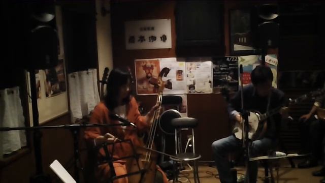 Uulen Bor...馬頭琴＆Banjo (Piezow cafe' live...プラスα） смотреть онлайн