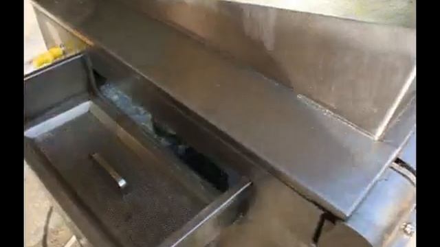 【video】FXC 70 Almighty Vegetable Washing Machine смотреть онлайн