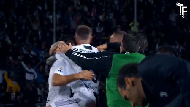 РОНАЛДУ - ГОЛЫ КОТОРЫЕ НАРУШИЛИ ЗАКОНЫ ФИЗИКИ смотреть онлайн