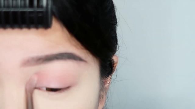 Burgundy Pink Eyes Makeup Look смотреть онлайн