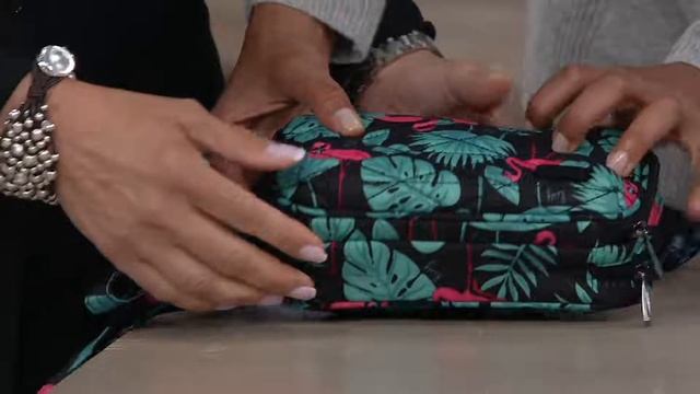 Lug Convertible Essentials Wallet w/ RFID - Roundabout on QVC смотреть онлайн