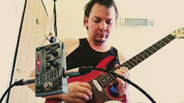 Игра с педалью Digitech 'FreQout' Звучание как у Joe Satriani и Сергея Маврина (DEMO №1) смотреть онлайн