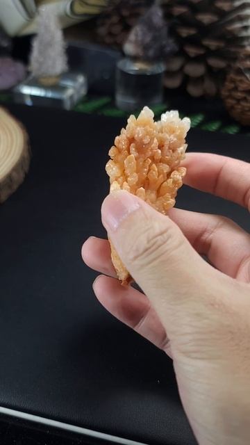 02橘方解石 方解石花 方解石簇 結晶石 結晶花 橘方解 смотреть онлайн