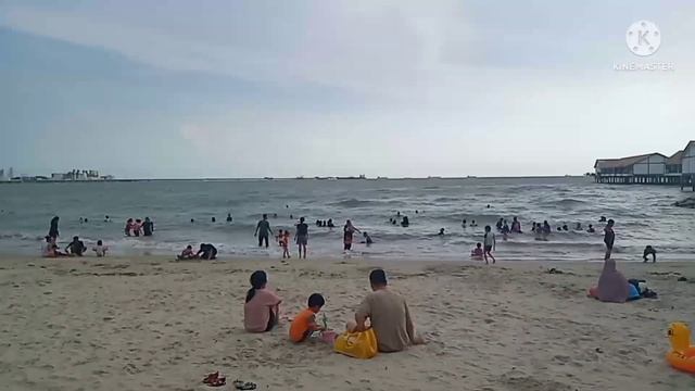 Port Dickson Glory Beach Resort Malaysia / Surprised Birthday Gathering for Kelvin/Travel Vlog смотреть онлайн