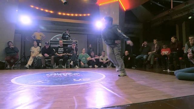 bboy battle 2020 ↔ M.A vs Bruce Almighty ↔ FINAL ↔ WINTER WARS 2 #winterwars #bmvideo смотреть онлайн