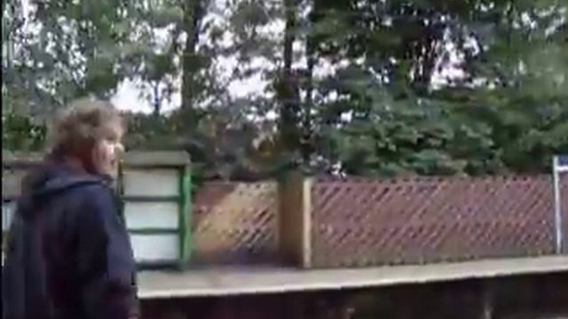 luke, liver & mole w8in for a train смотреть онлайн