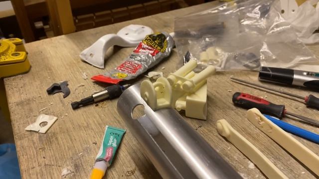 Part 3: Building the new JMC E-11 Stormtrooper Blaster смотреть онлайн