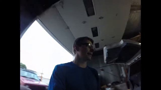 XJ Jeep gets a 4.5in lift смотреть онлайн