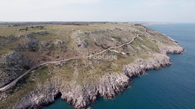 Aerial view of Santa Cesarea Terme смотреть онлайн