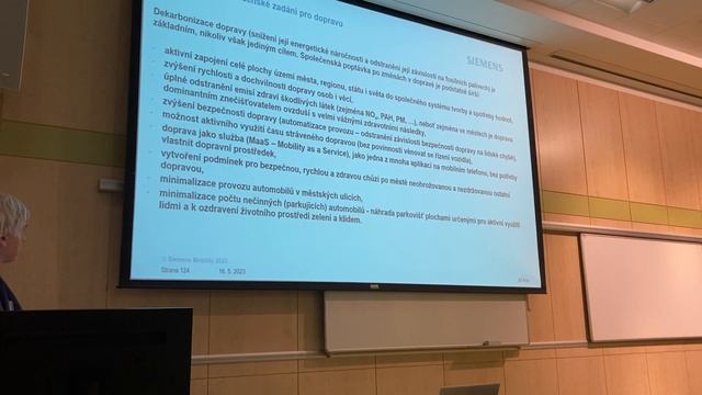 Bezemisní udržitelná multimodální mobilita, 2. díl – Ing. Jiří Pohl, Siemens Mobility смотреть онлайн