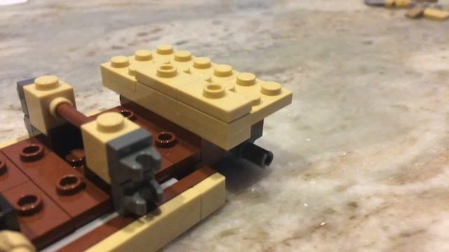 Brickmania Kübelwagen Instructions (Tan)