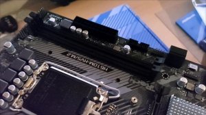 Краткий обзор материнской платы ASRock H610M-HVS/M.2 R2.0