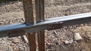 запоры для ворот: простой способ