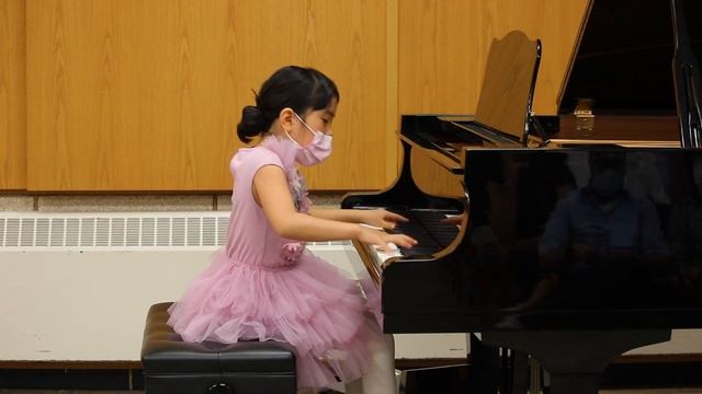 Polonaise in G minor - F. Chopin - Murasaki Matsutani смотреть онлайн