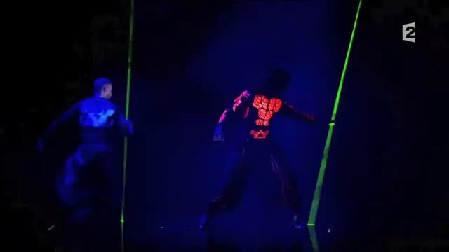 Laser Fight Show - WOW Entertainers Dubai смотреть онлайн