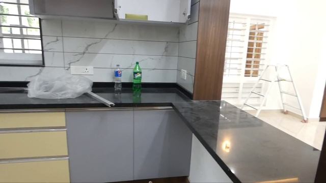Ernakulam/Vazhakkulam/Pineapple City/House for sale. смотреть онлайн