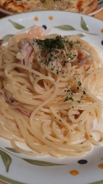 Spaghetti with TARAKO SAUCE#Squid & Shrimp#shorts||Mary Channel смотреть онлайн