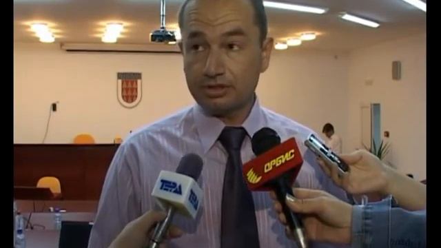 Менуваа улици, а таванот им прокисна - ТВ ТЕРА смотреть онлайн