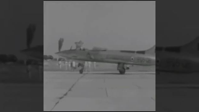 First Indian Developed Fighter Jet HAL Marut HF 24 #Shorts смотреть онлайн