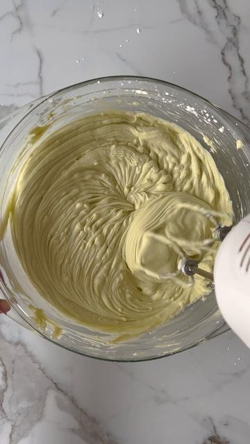 PISTACHIO CHEESECAKE смотреть онлайн