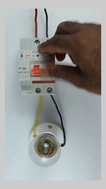 YCBZF Wifi Smart Circuit Breakers MCB makes all your home appliances smart смотреть онлайн