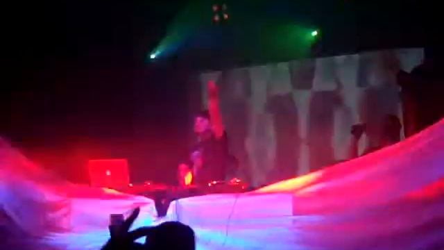Arkus P @ Механика, СПб, Космонавт, 19.03.2011, part 2 смотреть онлайн